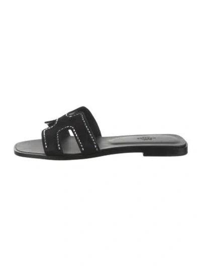 Pre-owned Hermes 2023 Oran Slides In Black