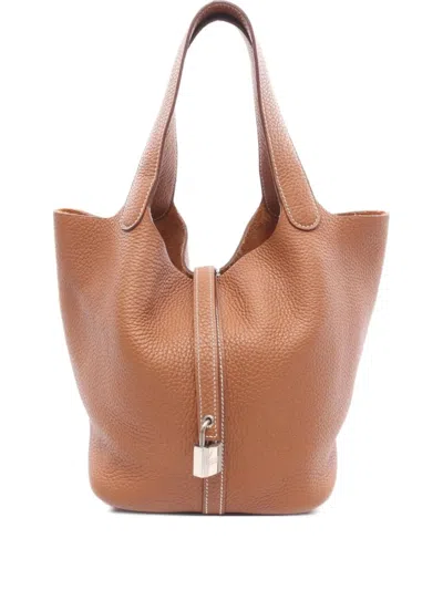 Pre-owned Hermes 2023 Picotin Lock Mm Leather Handbag In Brown