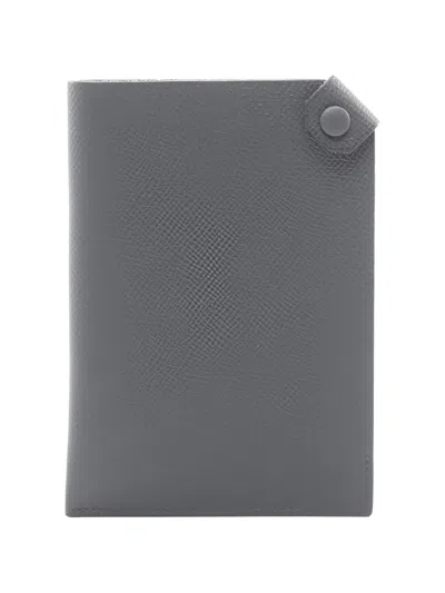 Pre-owned Hermes 2023 Pm Tarmac Leather Passport Case In Gray