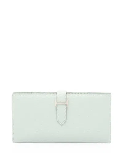 Pre-owned Hermes 2024 Bearn Souffle Bi-fold Long Wallet In Green