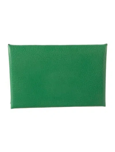 Pre-owned Hermes 2024 Calvi Cardholder In Green