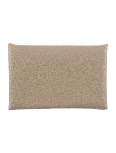 Pre-owned Hermes 2024 Calvi Cardholder In Grey