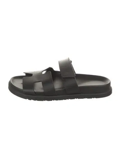 Pre-owned Hermes 2024 Chypre Slides In Black