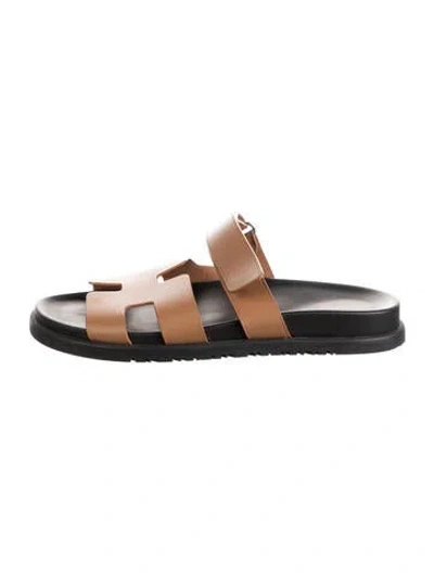 Pre-owned Hermes 2024 Chypre Slides In Brown