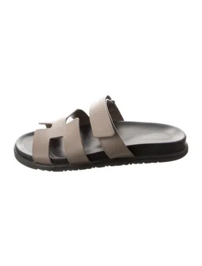 Pre-owned Hermes 2024 Chypre Slides In Neutral