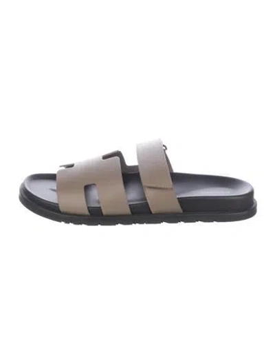 Pre-owned Hermes 2024 Chypre Slides In Neutral