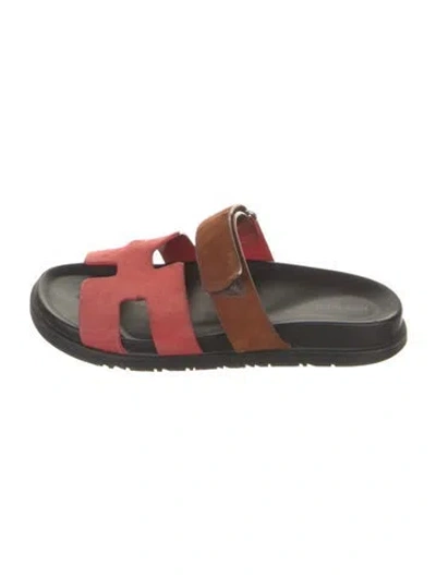 Pre-owned Hermes 2024 Chypre Slides In Orange