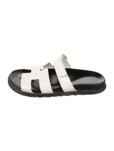Pre-owned Hermes 2024 Chypre Slides In White