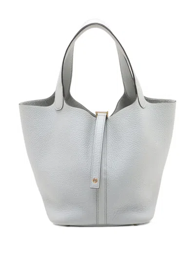 Pre-owned Hermes 2024 Clemence Picotin Lock 22 Handbag In Blue