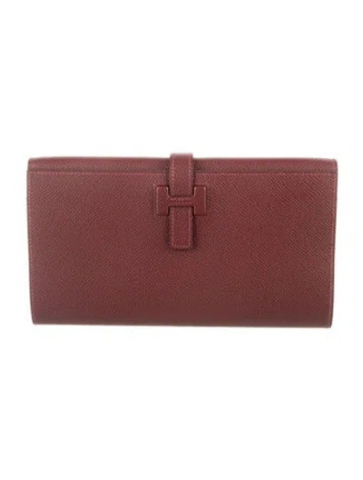Pre-owned Hermes 2024 Continental Wallet In Burgundy