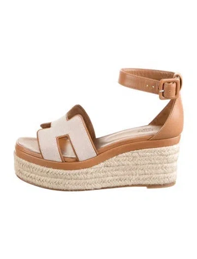 Pre-owned Hermes 2024 Elda Espadrilles In Brown