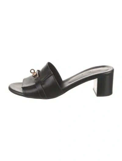 Pre-owned Hermes 2024 Gigi 50 Slides In Black