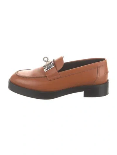 Pre-owned Hermes 2024 Hot Loafers In Brown