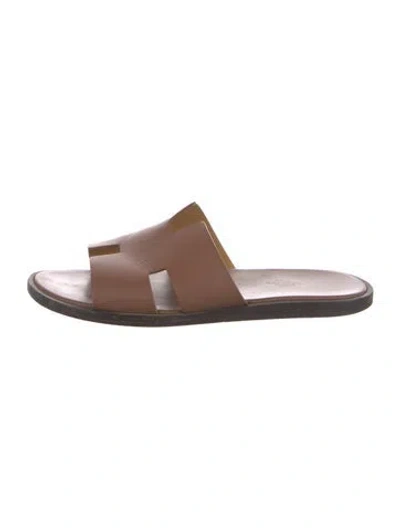 Pre-owned Hermes 2024 Izmir Slides In Brown