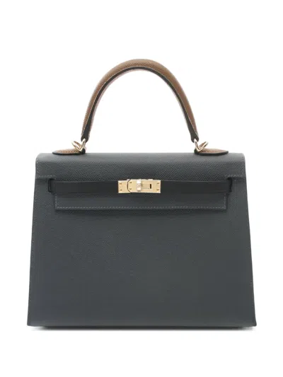 Pre-owned Hermes 2024 Kelly 25 Two-way Handbag In Grey