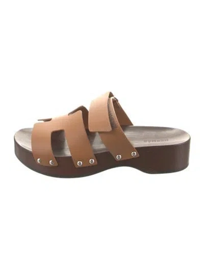 Pre-owned Hermes 2024 Kos Slides In Brown