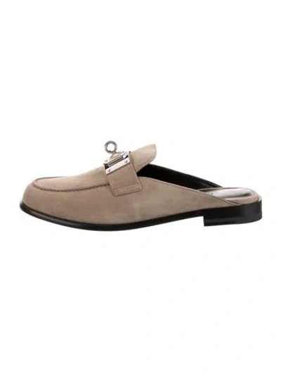 Pre-owned Hermes 2024 Lota Mules In Neutrals