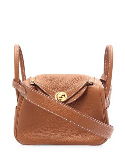 Pre-owned Hermes 2024 Mini Lindy Shoulder Bag In ブラウン