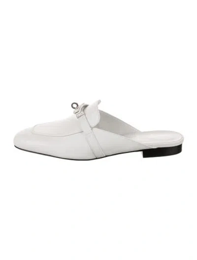 Pre-owned Hermes 2024 oz Mules In White