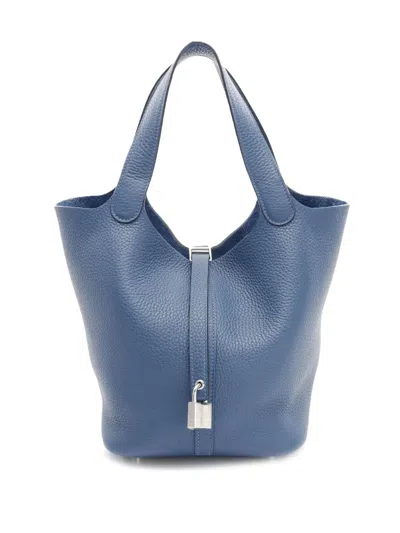 Pre-owned Hermes 2025 Clemence Picotin Lock 22 Handbag In Blue
