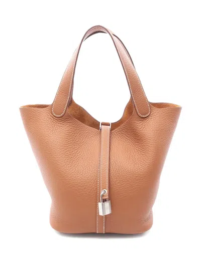 Pre-owned Hermes 2025 Clemence Picotin Lock 22 Handbag In Brown