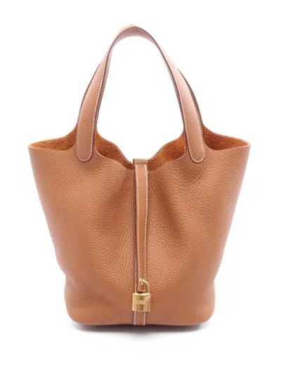 Pre-owned Hermes 2025 Clemence Picotin Lock 22 Handbag In Brown