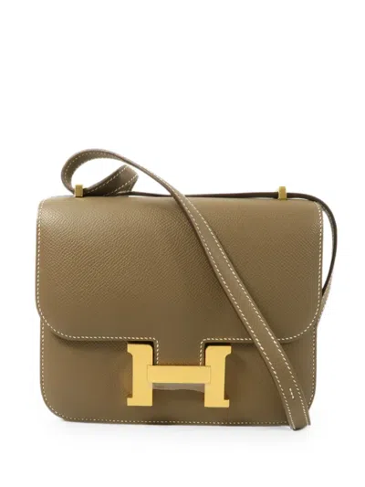 Pre-owned Hermes 2025 Constance Epsom Shoulder Bag In Neutral