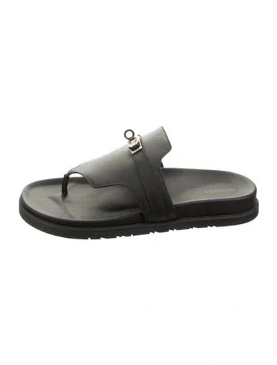 Pre-owned Hermes 2025 Empire Flip Flops In Black