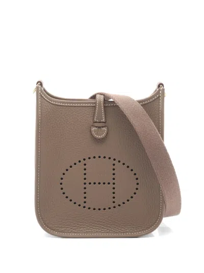Pre-owned Hermes 2025 Evelyne Tpm Contrast-stitching Shoulder Bag In Brown