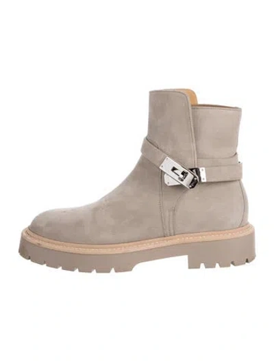 Pre-owned Hermes 2025 Jeff Moto Boots In Grey/neutrals