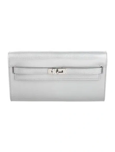 Pre-owned Hermes 2025 Kelly To Go Wallet In Silver