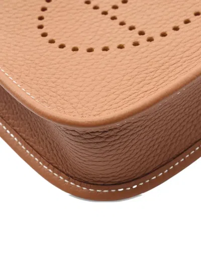 Pre-owned Hermes 2025 Taurillon Clemence Evelyne Tpm Shoulder Bag In Brown