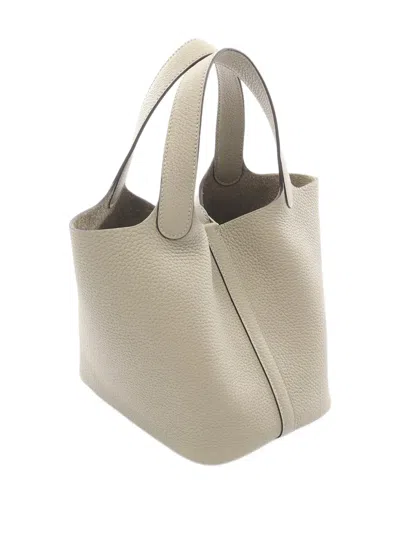 Pre-owned Hermes 2025 Taurillon Clemence Picotin Lock Pm Handbag In Green