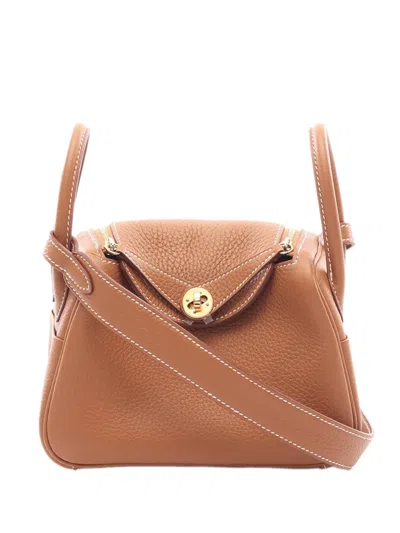 Pre-owned Hermes 2026 Mini Clemence Lindy 20 Satchel In Brown