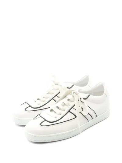 Pre-owned Hermes 20s Boomerang Sneakers In White