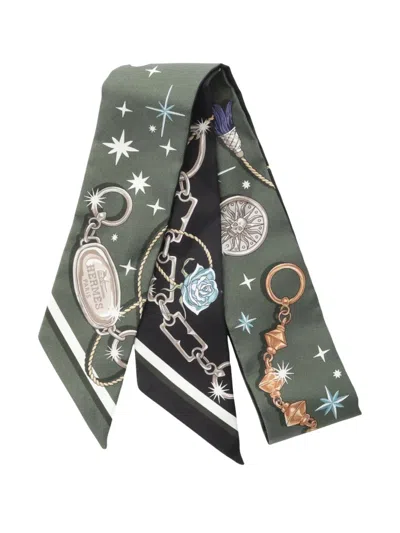 Pre-owned Hermes 20s C'est La Fete Chain Rose Silk Scarf In Black