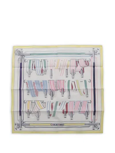 Pre-owned Hermes 20s Print Handkerchief In White