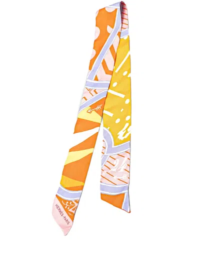 Pre-owned Hermes 20th Century Jeu De Soie Silk Twilly Scarf Scarves In Orange
