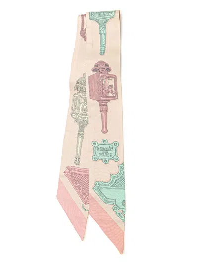Pre-owned Hermes 20th Century Merveilleuses Lanternes Silk Twilly Scarf Scarves In Pink