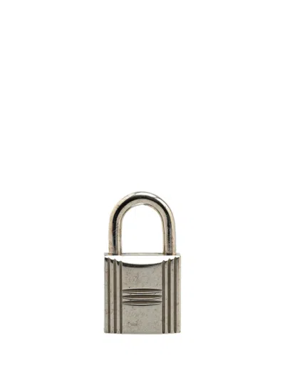 Pre-owned Hermes 20th Century Palladium Plated Cadena Lock And Key In Silver