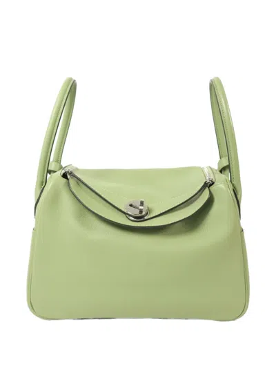 Pre-owned Hermes 26 Lindy Leather Shoulder Bag In Green