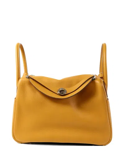 Pre-owned Hermes 30 Lindy Evercolor-leather Handbag In Yellow