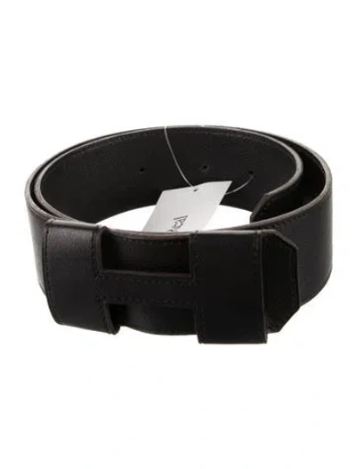 Pre-owned Hermes 42 Mm 2005 H Belt In Black