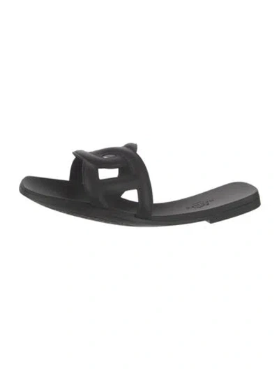 Pre-owned Hermes Aloha Chaîne D'ancre Insignia Slides In Black