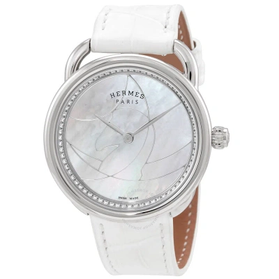 Pre-owned Hermes Arceau Cavales Quartz Mother Of Pearl Dial Ladies Watch 045765ww00 In Mop / Mother Of Pearl