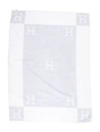Pre-owned Hermes Avalon Baby Bath Towel In Blue