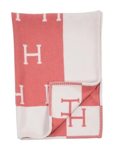 Pre-owned Hermes Avalon Baby Blanket In Pink