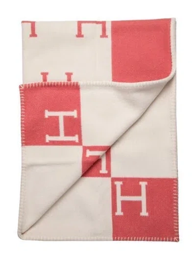 Pre-owned Hermes Avalon Baby Blanket In Pink