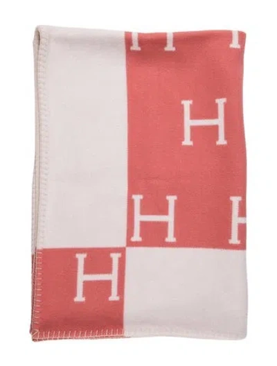Pre-owned Hermes Avalon Baby Blanket In Pink