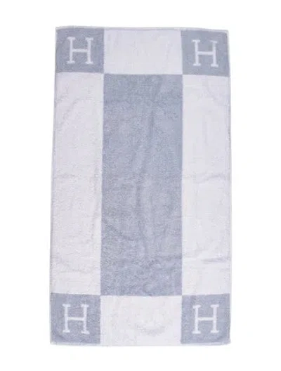 Pre-owned Hermes Avalon Baby Towel In Blue
